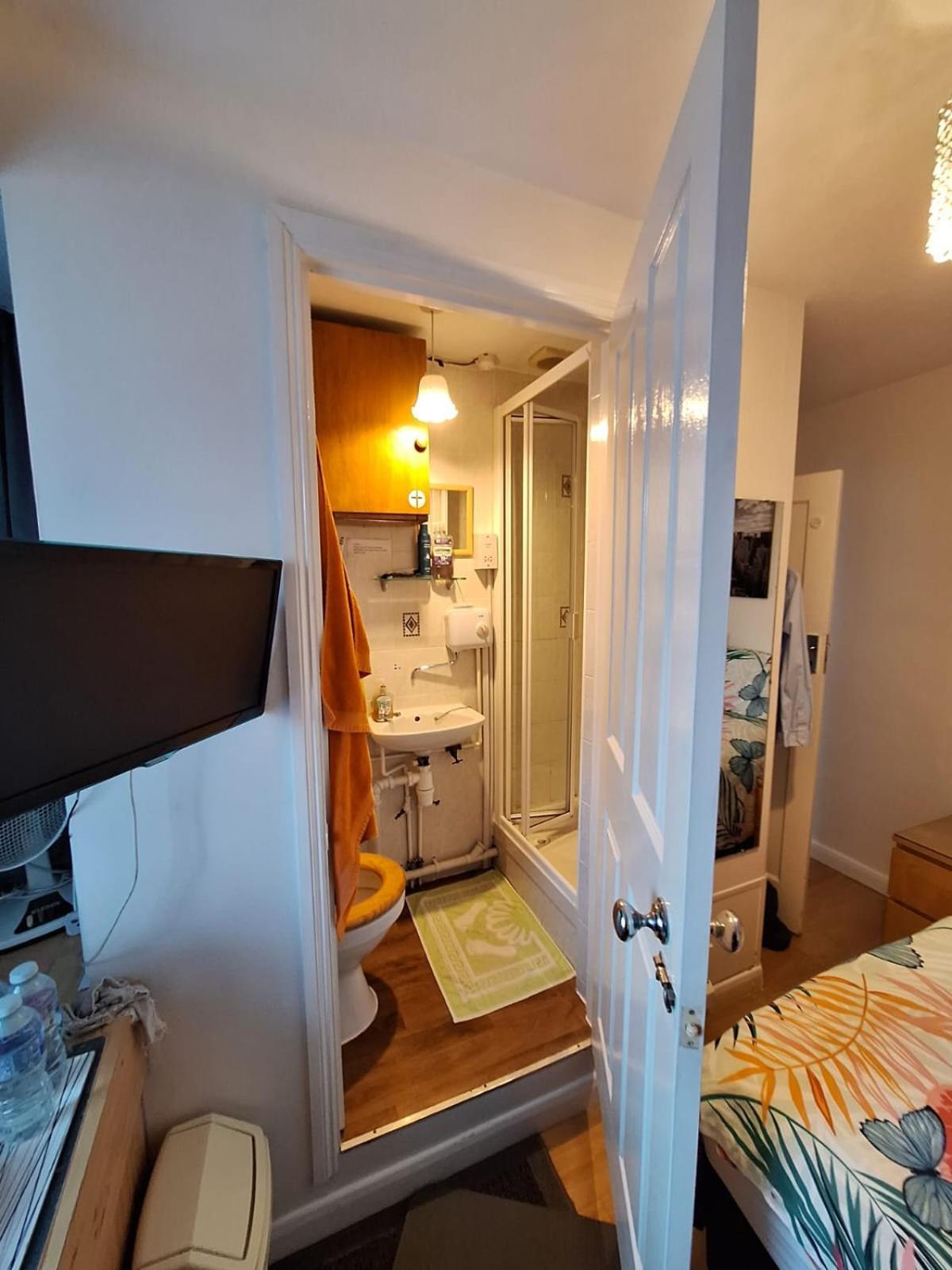 Harrow B & B Dış mekan fotoğraf