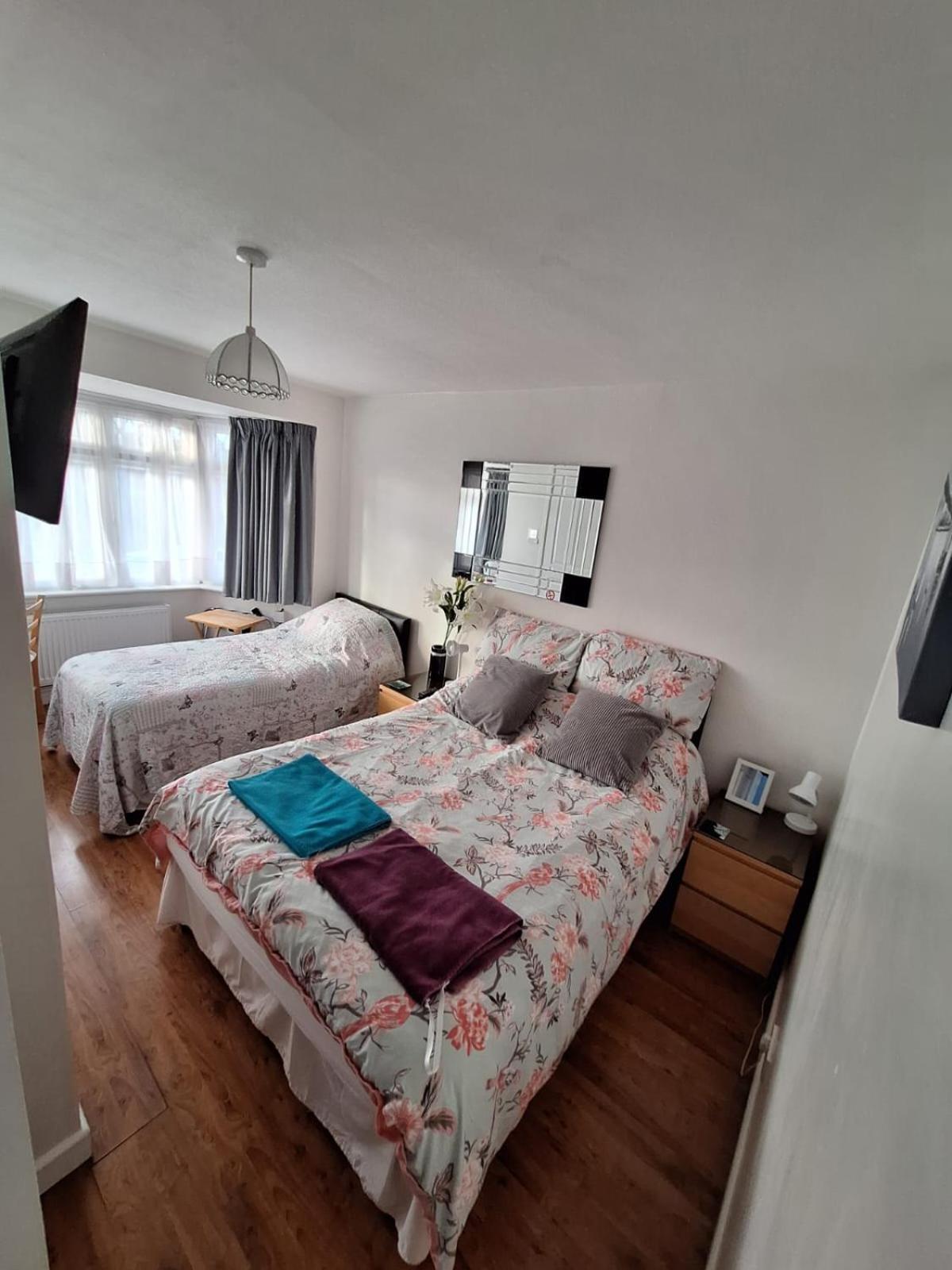 Harrow B & B Dış mekan fotoğraf