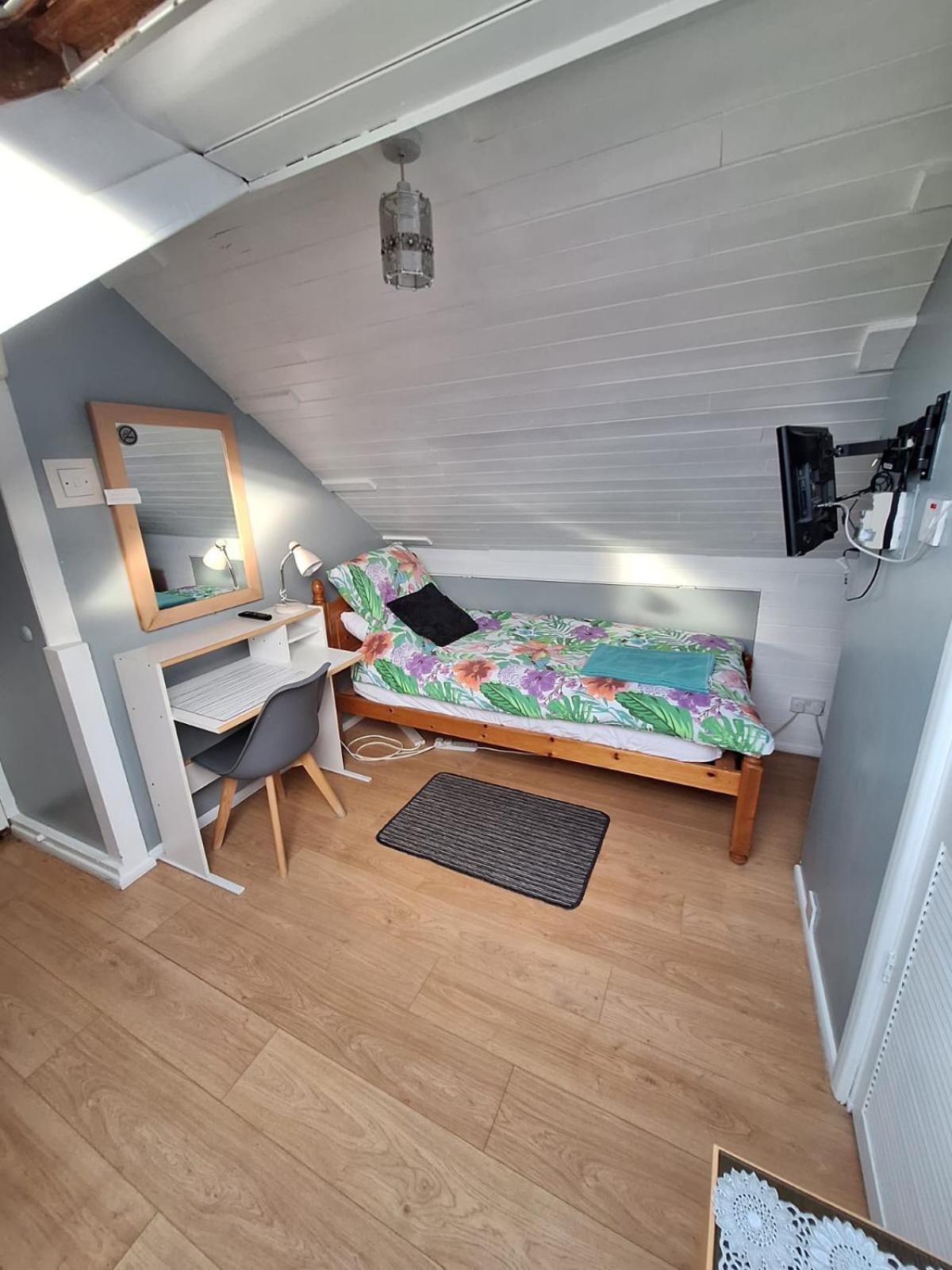 Harrow B & B Dış mekan fotoğraf