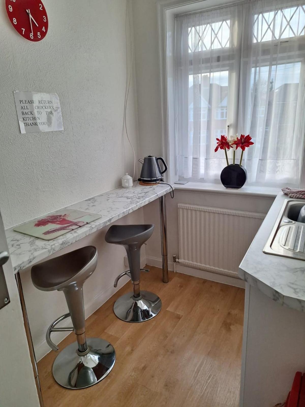 Harrow B & B Dış mekan fotoğraf